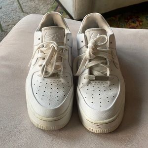 Nike Air Force 1 Sage